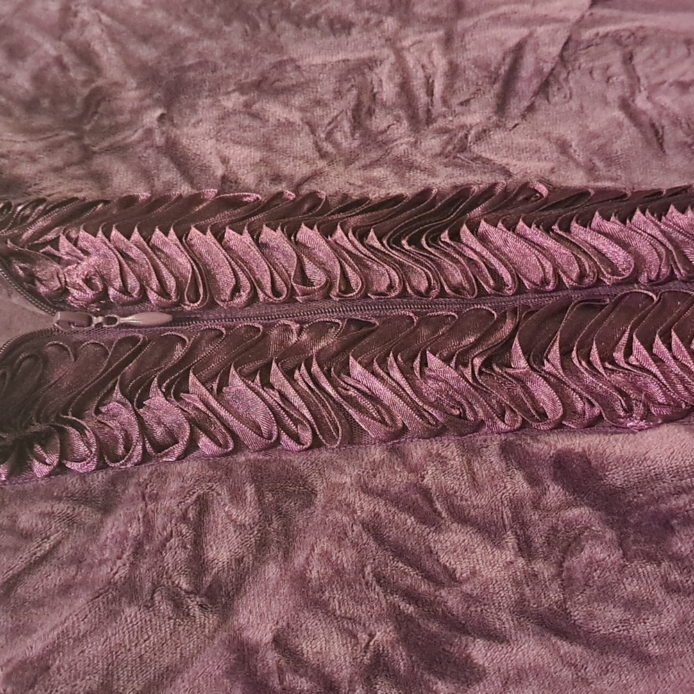 0705 Highgate Manor Herringbone Robe - Picture 6 of 6